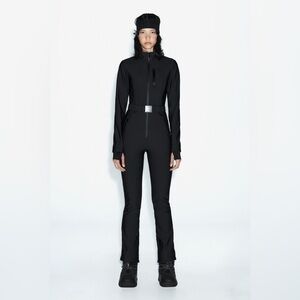 BLOGGERS FAV ZARA LIMITED EDITION
WINDPROOF SNOWSUITS